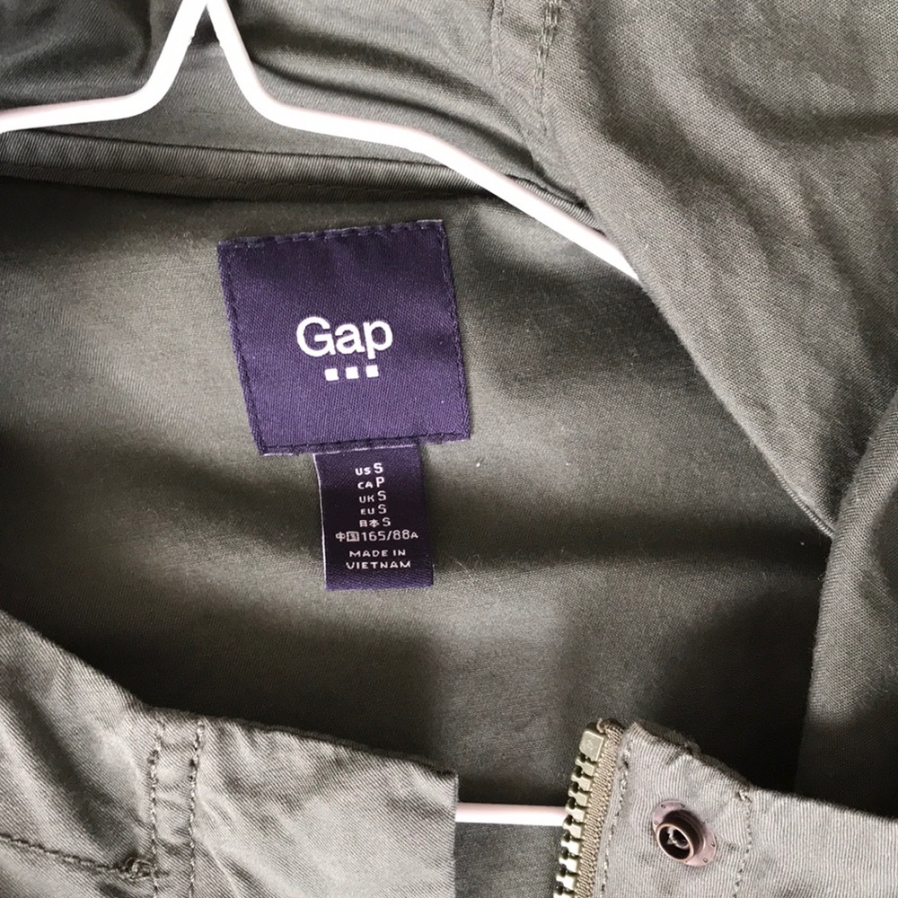 Gap Jacket! - Picture 2 of 3